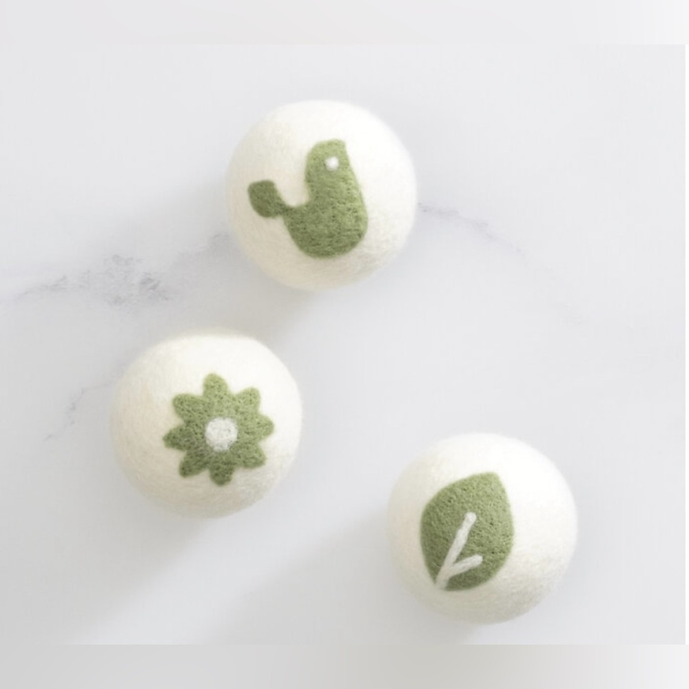 Norwex Fluff & Tumble Dryer Balls - Limited Edition - Nordic - Set of 3 - Picture 2 of 7